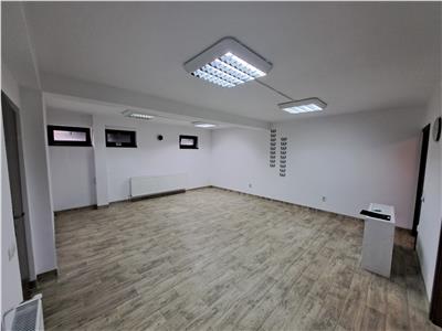 Apartament cu 2 camere, Demisol, situat in cartierul Buna Ziua!