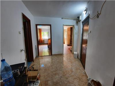 Apartament 4 camere, 70 mp, situat in cartierul Manastur !
