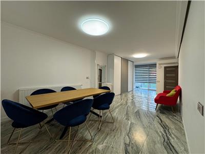 Apartament cu 3 camere,90 mp utilii, NOU, situat in cartierul Sopor!