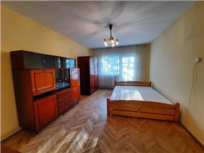 Apartament 3 camere, decomandat, zona BRD Marasti!