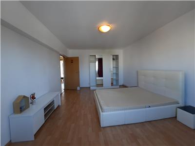 Apartament 3 camere, 80 mp, decomandat, situat in cartierul Marasti !